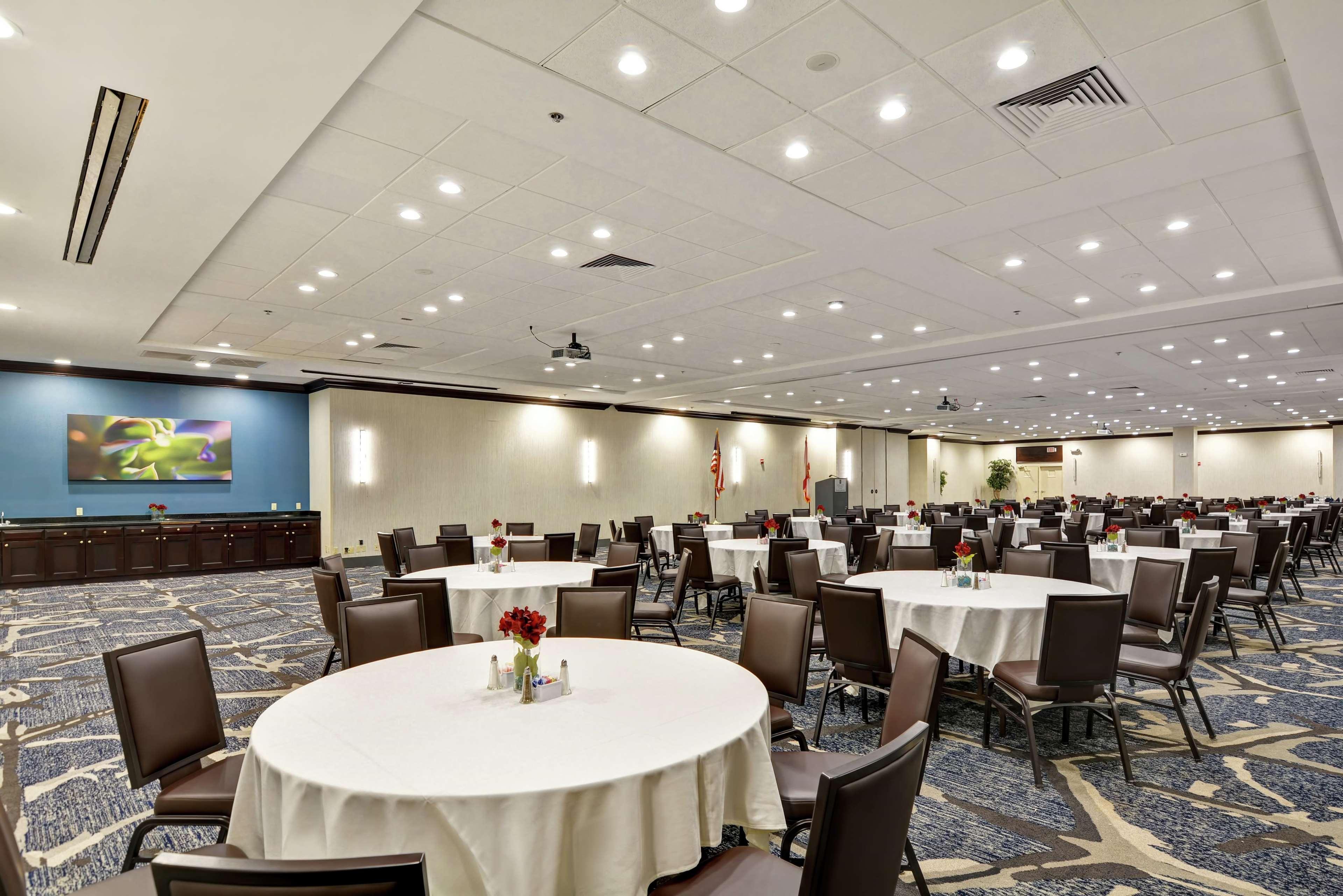 Embassy Suites By Hilton Orlando Downtown Exterior foto